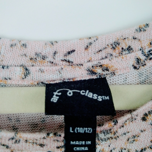 2/$35 🌿 Dusty Pink Floral Knit Long Sleeve Dress - Picture 3 of 4